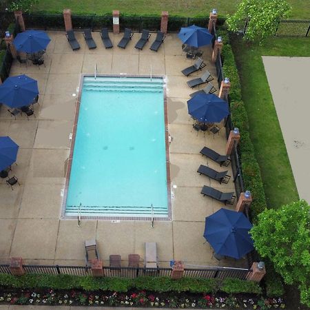 Historic Whispering Woods Hotel & Conference Center Olive Branch Extérieur photo